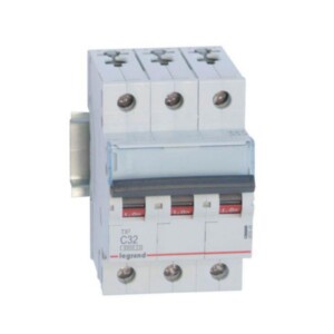 WYŁĄCZNIK S-303 C 32A LEGRAND TX3