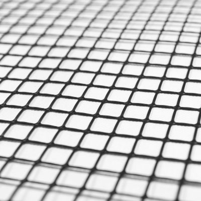 pol_pl_Siatka-ochronna-przeciw-kretom-2x200m-oczko-16x16mm-czarna-1618_2